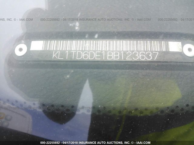 KL1TD6DE1BB123637 - 2011 CHEVROLET AVEO LS/LT 红色 照片 9