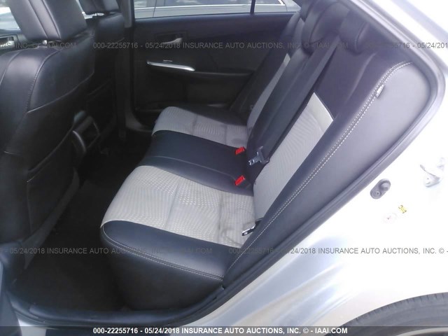 4T1BF1FK8EU849732 - 2014 TOYOTA CAMRY L/SE/LE/XLE 银色 照片 8