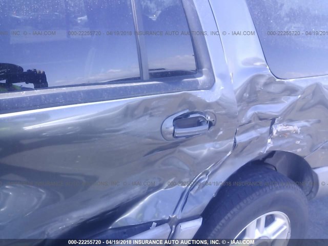 1FMRU15L53LA18612 - 2003 FORD EXPEDITION XLT Boz foto 6