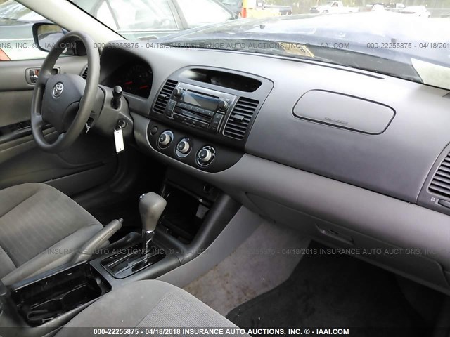 4T1BE30K25U010800 - 2005 TOYOTA CAMRY LE/XLE/SE 蓝色 照片 5