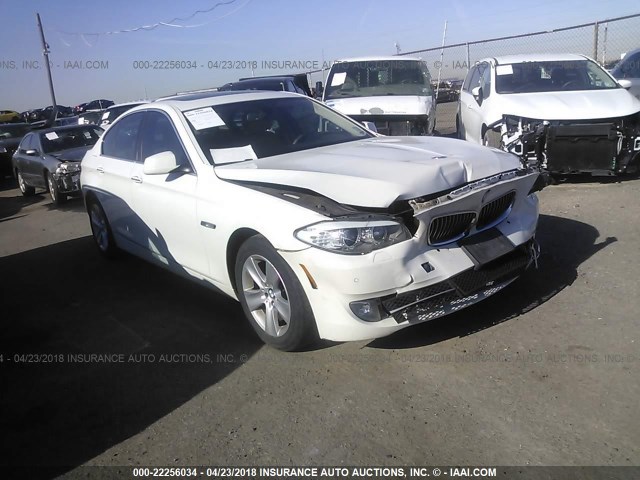 WBAXH5C57DD113449 - 2013 BMW 528 XI WHITE photo 1