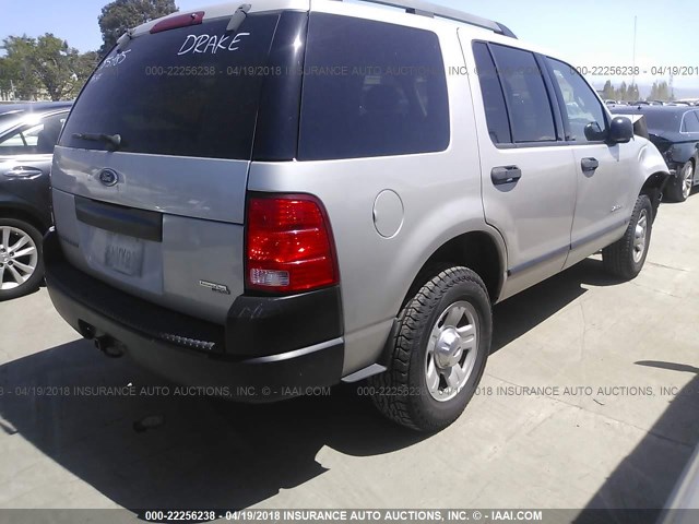 1FMZU62E65ZA32103 - 2005 FORD EXPLORER XLS/XLS SPORT SILVER photo 4