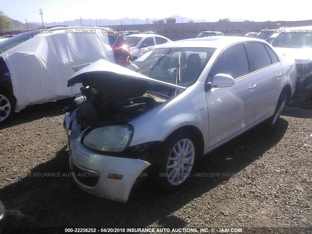 3VWRJ71K29M018813 - 2009 VOLKSWAGEN JETTA WOLFSBURG 银色 照片 2