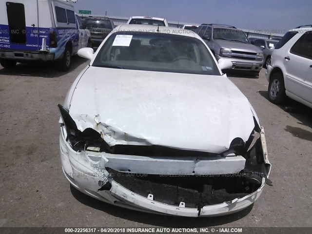 2G4WC532851321528 - 2005 BUICK LACROSSE CX WHITE photo 6