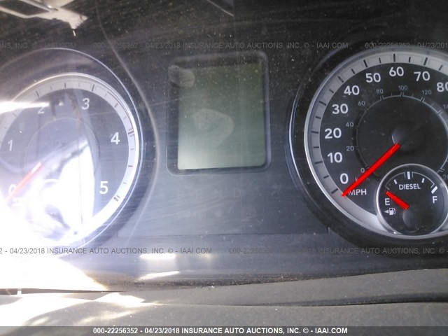 3C6UR5HL8HG720258 - 2017 RAM 2500 ST WHITE photo 7