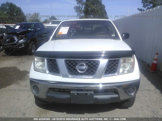 1N6AD06W37C462370 - 2007 NISSAN FRONTIER KING CAB LE/SE/OFF ROAD WHITE photo 6