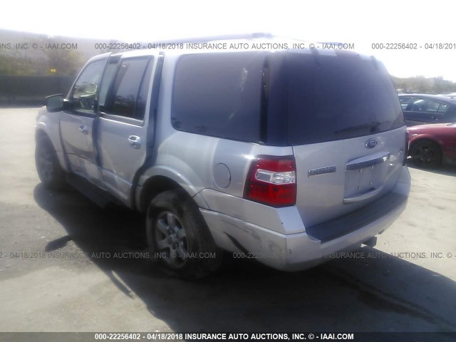 1FMJU1F50AEB52278 - 2010 FORD EXPEDITION XLT ვერცხლისფერი ფოტო 3