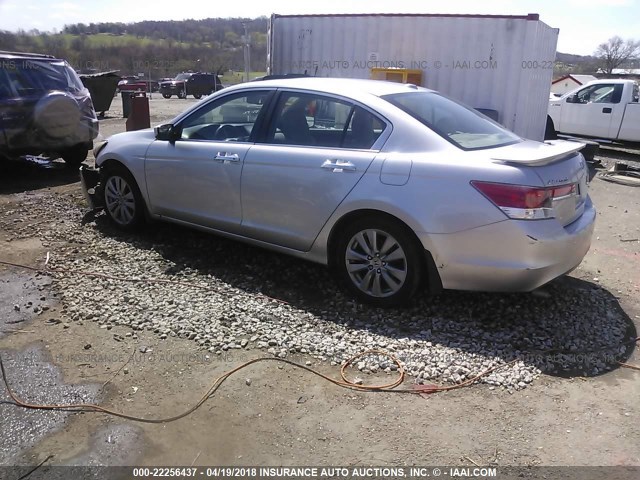 1HGCP3F81CA002248 - 2012 HONDA ACCORD EXL SILVER photo 3