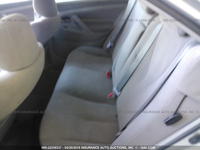 4T4BF3EK2BR166908 - 2011 TOYOTA CAMRY SE/LE/XLE SILVER photo 8