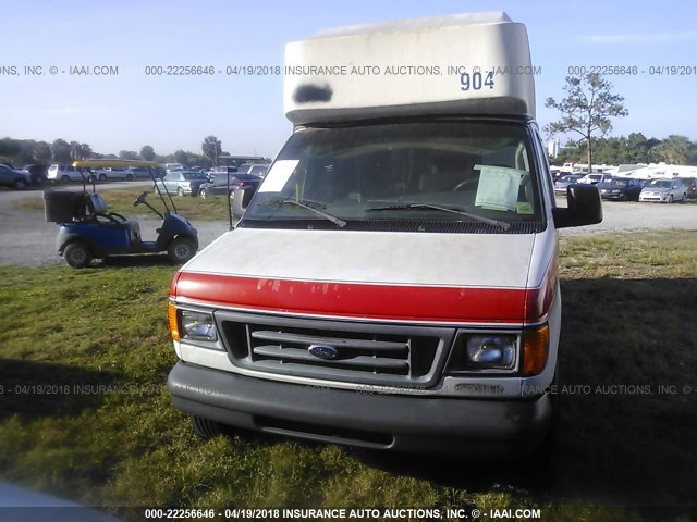 1FTSS34F63HB10818 - 2003 FORD ECONOLINE E350 SUPER DUTY VAN WHITE photo 6