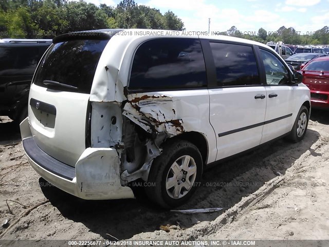 2D8HN44H68R798518 - 2008 DODGE GRAND CARAVAN SE WHITE photo 4