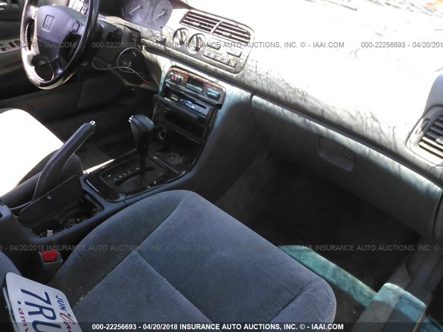 1HGCD5607VA176956 - 1997 HONDA ACCORD SE PURPLE photo 5