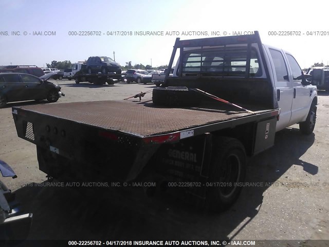 1FDWW36R28EC79509 - 2008 FORD F350 SUPER DUTY WHITE photo 4