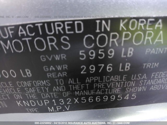 KNDUP132X56699545 - 2005 KIA SEDONA EX/LX SILVER photo 9