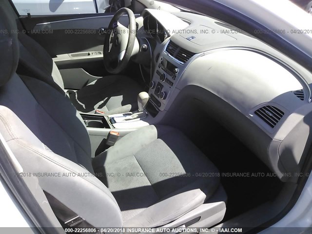 1G1ZA5E13BF249548 - 2011 CHEVROLET MALIBU LS WHITE photo 5