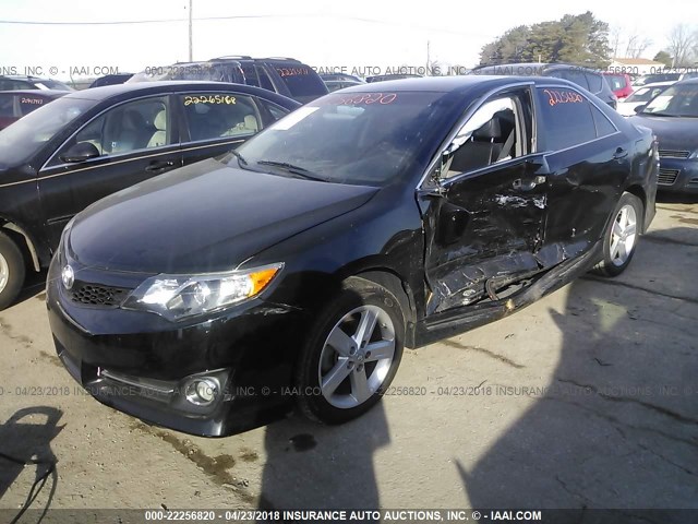 4T1BF1FK4DU274639 - 2013 TOYOTA CAMRY L/SE/LE/XLE BLACK photo 2