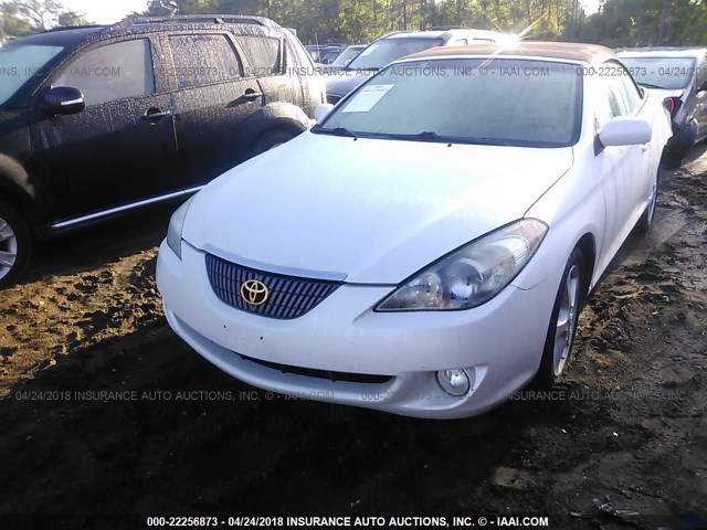 4T1FA38P36U069739 - 2006 TOYOTA CAMRY SOLARA SE/SLE WHITE photo 2