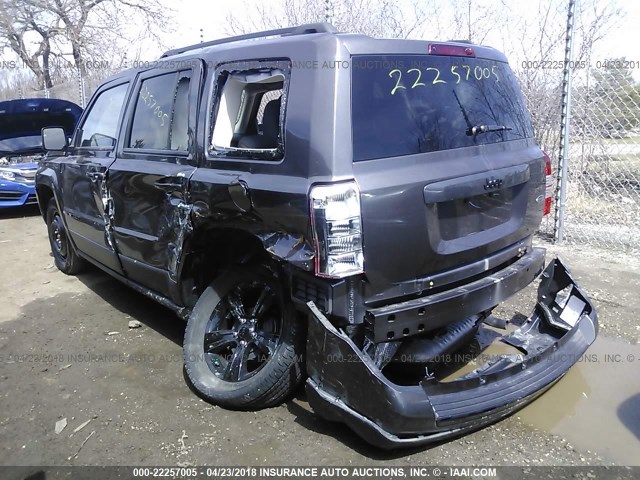 1C4NJPBA1FD211338 - 2015 JEEP PATRIOT SPORT GRAY photo 3