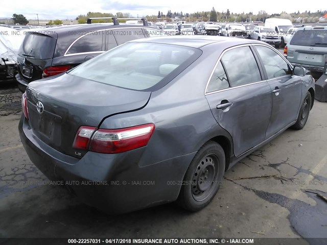 4T4BE46K09R053606 - 2009 TOYOTA CAMRY SE/LE/XLE GRAY photo 4
