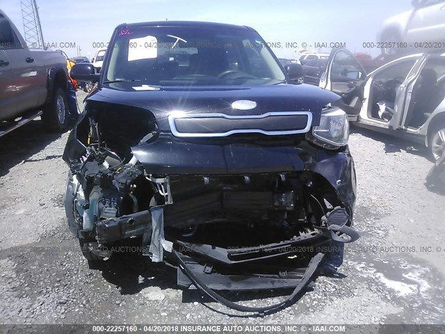 KNDJN2A20E7028655 - 2014 KIA SOUL BLACK photo 6