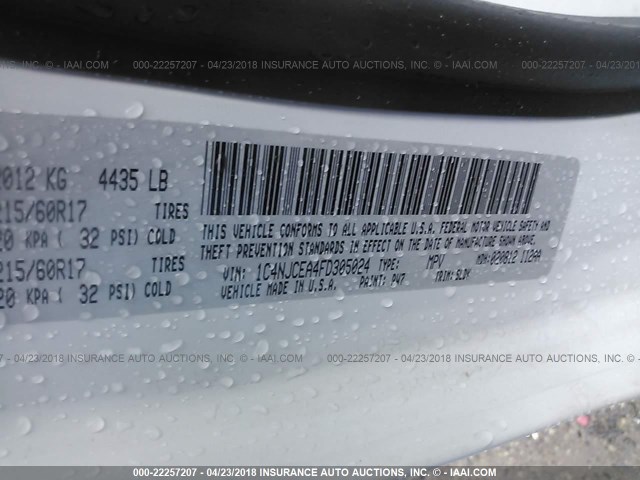 1C4NJCEA4FD305024 - 2015 JEEP COMPASS LATITUDE 白色 照片 9