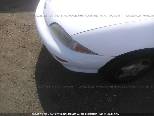 1G1JC1249VM144883 - 1997 CHEVROLET CAVALIER RS WHITE photo 6