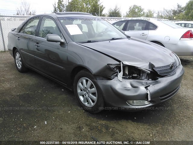 4T1BF30K33U563143 - 2003 TOYOTA CAMRY LE/XLE/SE GRAY photo 1