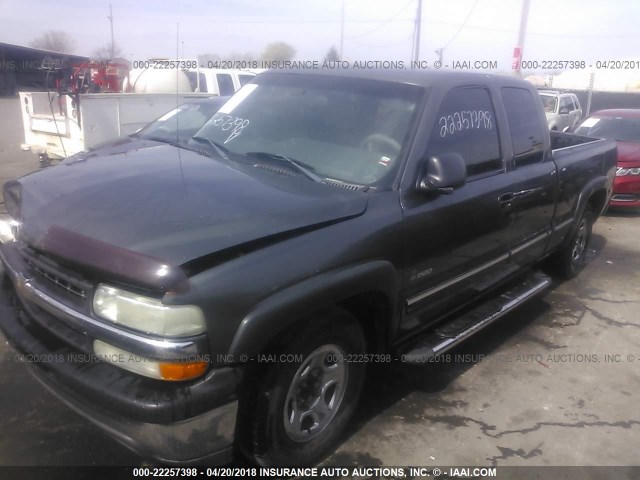 1GCEC19T42Z298924 - 2002 CHEVROLET SILVERADO C1500 GRAY photo 2