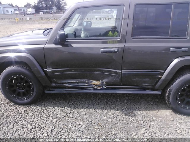 1J8HG48K56C238681 - 2006 JEEP COMMANDER 锡色 照片 6