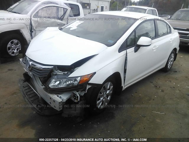 19XFB2F55CE058510 - 2012 HONDA CIVIC LX WHITE photo 2