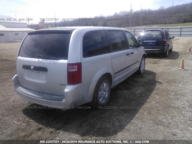 2D8HN44H68R772663 - 2008 DODGE GRAND CARAVAN SE SILVER photo 4