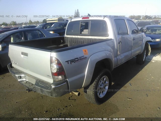 3TMLU4EN6CM089698 - 2012 TOYOTA TACOMA DOUBLE CAB ვერცხლისფერი ფოტო 4