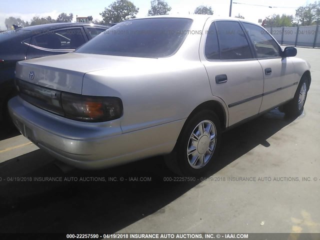 4T1SK11E6NU080046 - 1992 TOYOTA CAMRY DLX 香槟色 照片 4