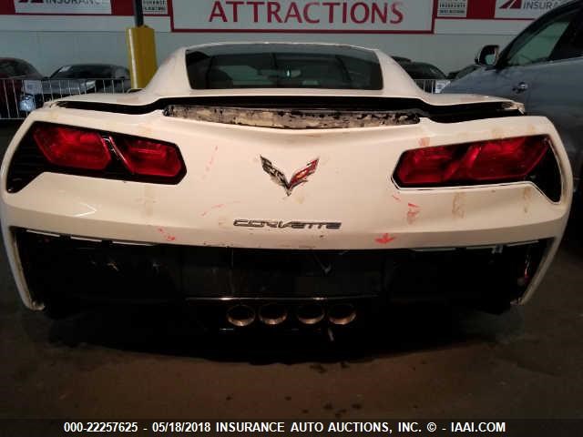 1G1YA2D70J5102642 - 2018 CHEVROLET CORVETTE STINGRAY/1LT WHITE photo 6