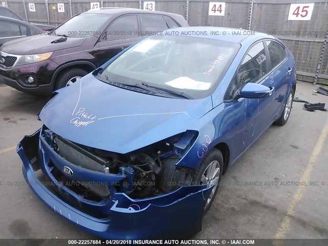 KNAFX4A67E5200106 - 2014 KIA FORTE LX BLUE photo 2