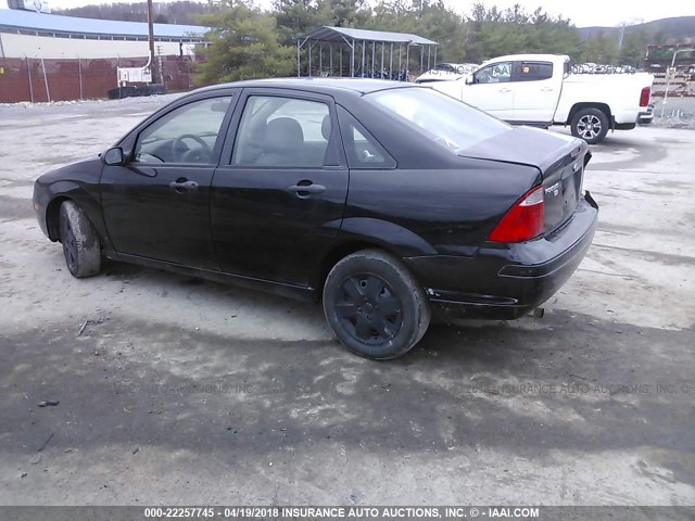 1FAHP34N17W273919 - 2007 FORD FOCUS ZX4/S/SE/SES 黑色 照片 3