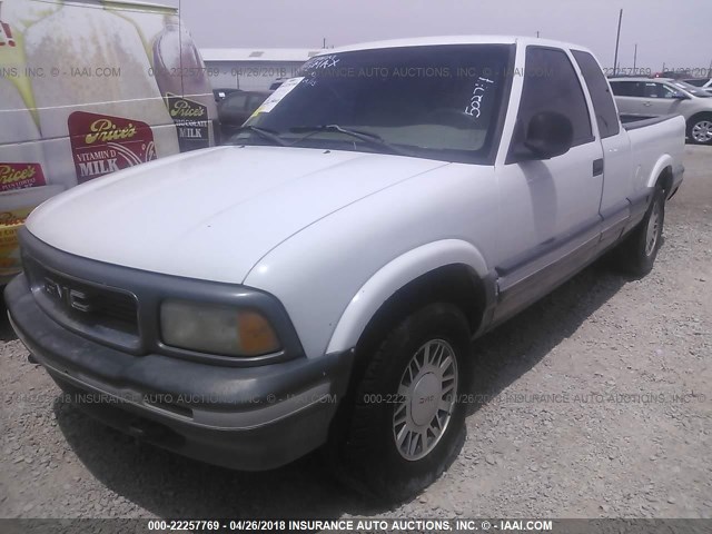 1GTCT19X1V8502714 - 1997 GMC SONOMA WHITE photo 2