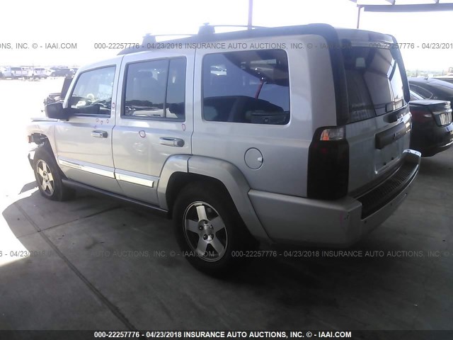 1J4RH4GK1AC157416 - 2010 JEEP COMMANDER SPORT SILVER photo 3