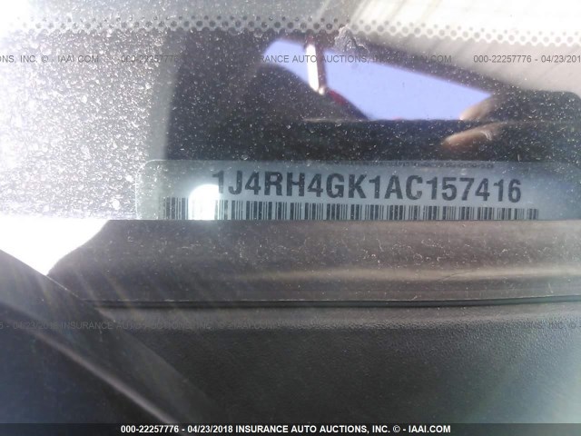 1J4RH4GK1AC157416 - 2010 JEEP COMMANDER SPORT Silber Foto 9