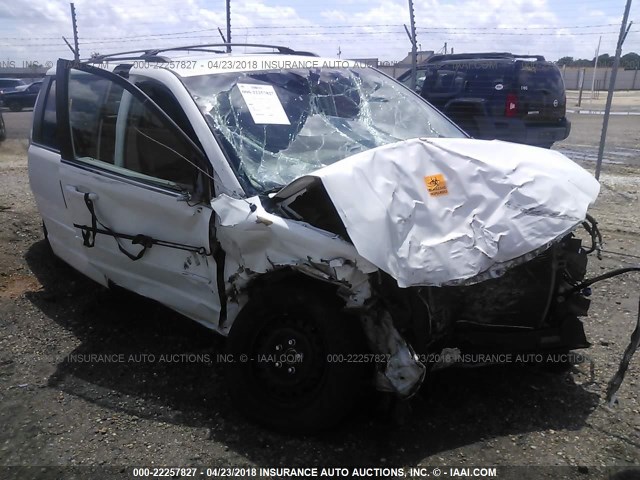 2A4RR4DE1AR289000 - 2010 CHRYSLER TOWN & COUNTRY LX WHITE photo 6