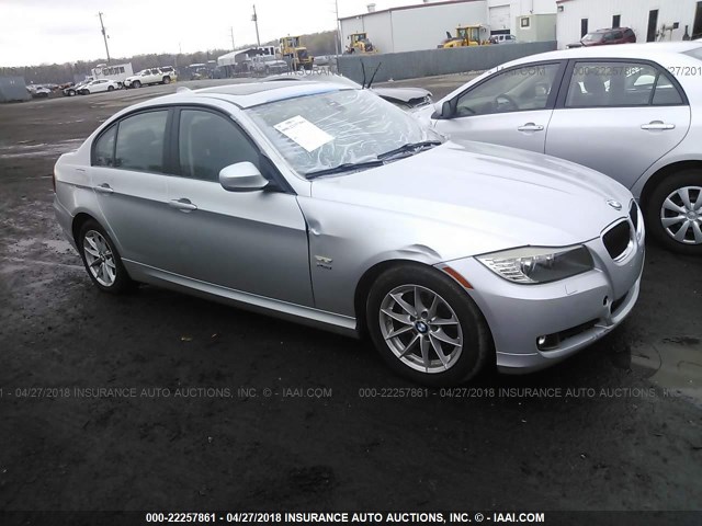 WBAPK7C50AA458798 - 2010 BMW 328 XI SILVER photo 1