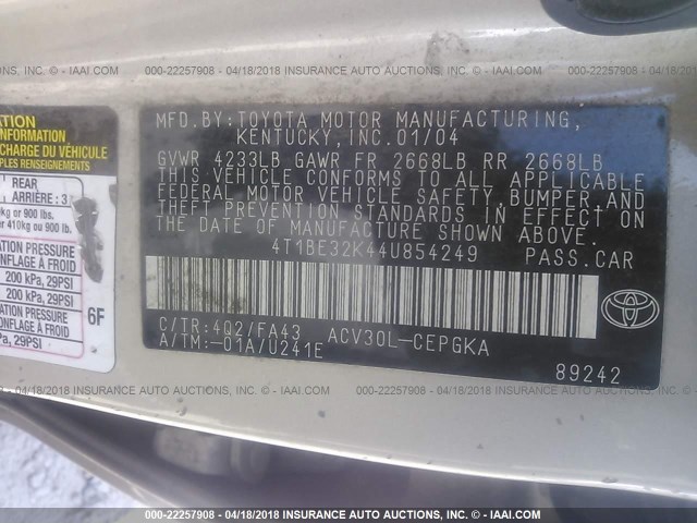 4T1BE32K44U854249 - 2004 TOYOTA CAMRY LE/XLE/SE ოქროსფერი ფოტო 9