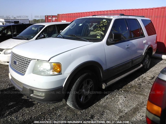 1FMFU18LX3LB76913 - 2003 FORD EXPEDITION EDDIE BAUER WHITE photo 2