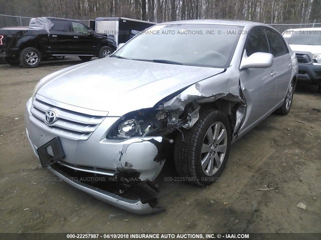 4T1BK36B45U043880 - 2005 TOYOTA AVALON XL/XLS/TOURING/LIMITED SILVER photo 6