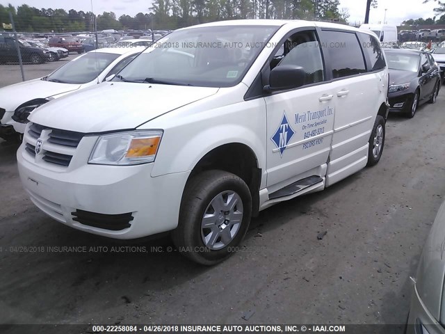 2D4RN4DE7AR364299 - 2010 DODGE GRAND CARAVAN SE WHITE photo 2