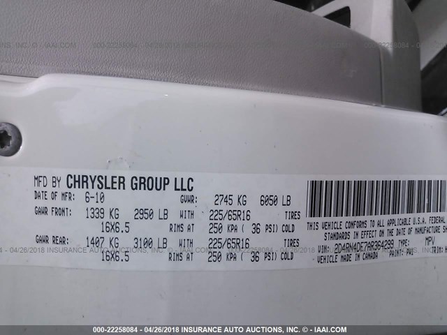 2D4RN4DE7AR364299 - 2010 DODGE GRAND CARAVAN SE WHITE photo 9