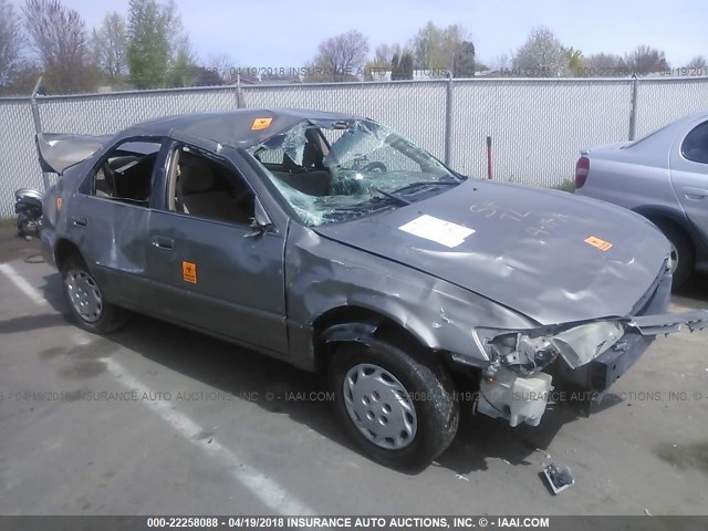 4T1BG22K1XU475931 - 1999 TOYOTA CAMRY CE/LE/XLE 灰色 照片 1