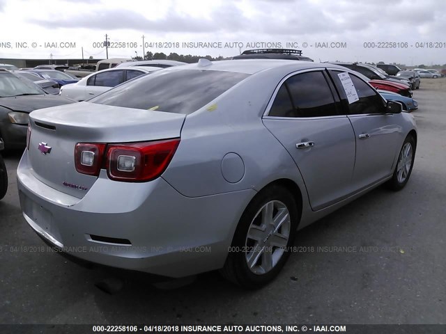 1G11H5SA3DF332087 - 2013 CHEVROLET MALIBU LTZ 银色 照片 4