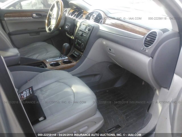 5GALRBED2AJ214446 - 2010 BUICK ENCLAVE CXL SILVER photo 5