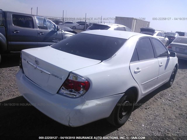 4T1BE32K25U550984 - 2005 TOYOTA CAMRY LE/XLE/SE 白色 照片 4